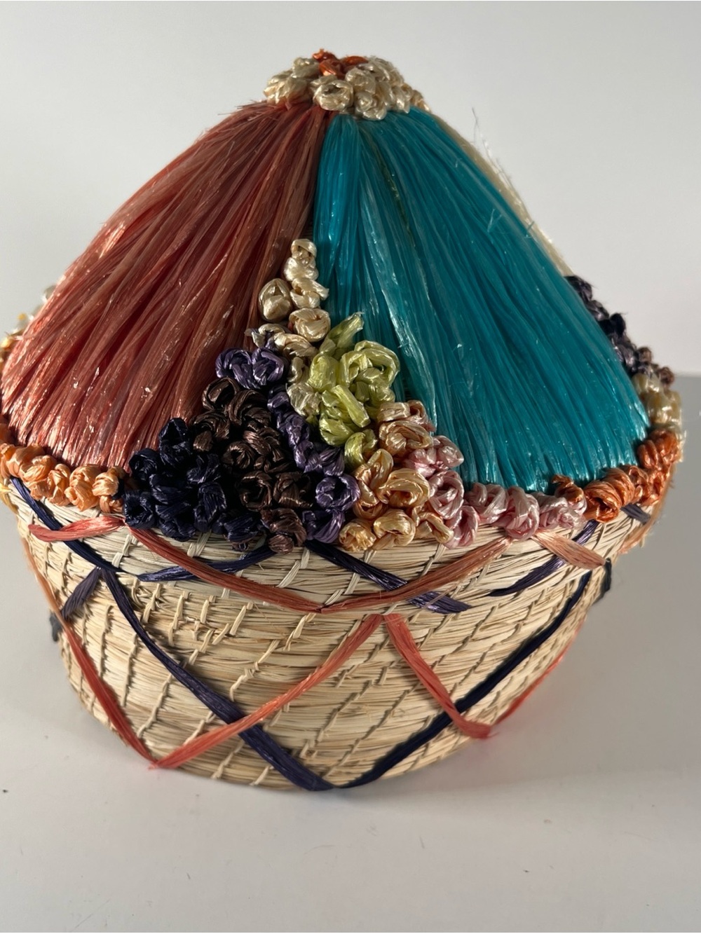 Vintage Handwoven Straw Raffia Basket W/Lid Floral Cottagecore Trinket Basket